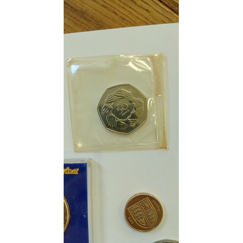 24 - Collection of collectable coins