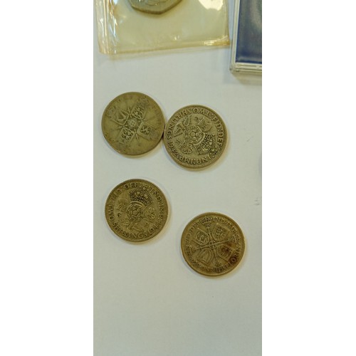 24 - Collection of collectable coins