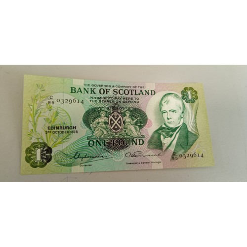 38 - Royal bank of Scotland £1 notes 1974 & 1978 uncirculated