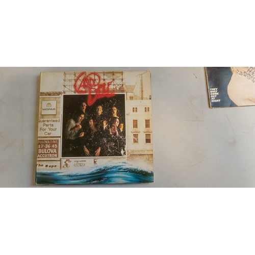 54 - 6 LP records on prog rock