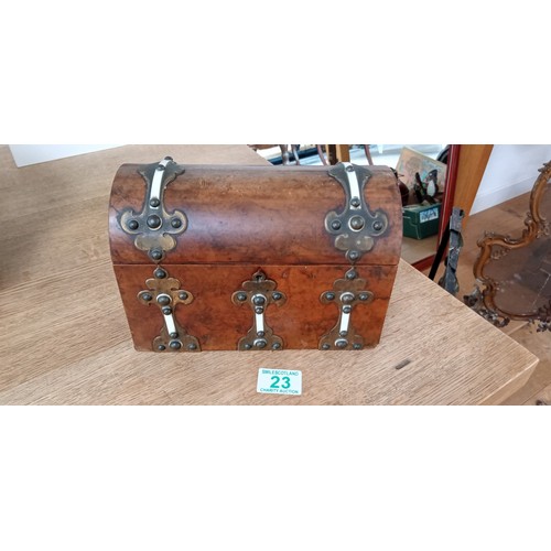 Lot 23        