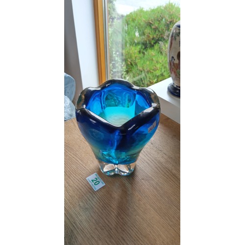 Lot 20        