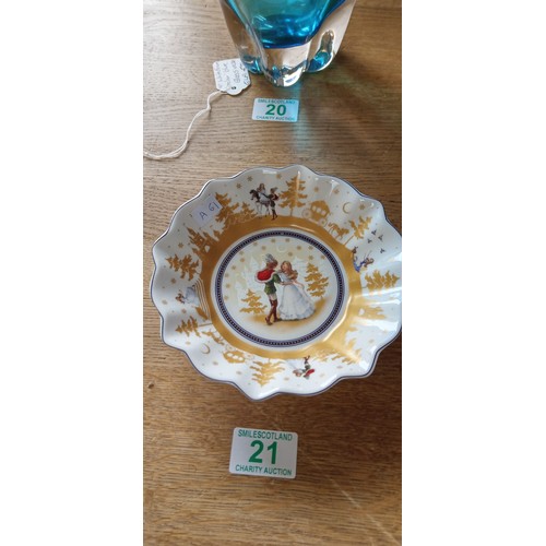 Lot 21        