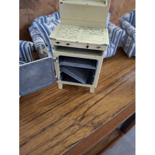 81 - Good selection of dolls house furniture