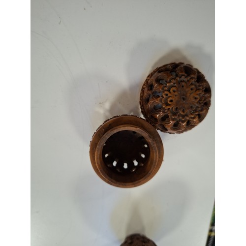 98 - Vintage hand carved egg shaped rosary beads and case, plus antique hand carved Coquilla Nut thimble ... 