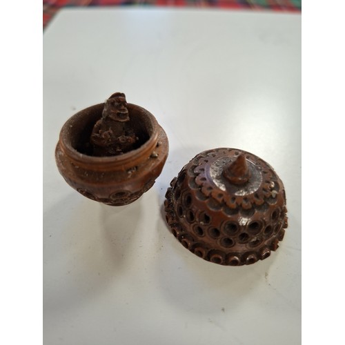 98 - Vintage hand carved egg shaped rosary beads and case, plus antique hand carved Coquilla Nut thimble ... 