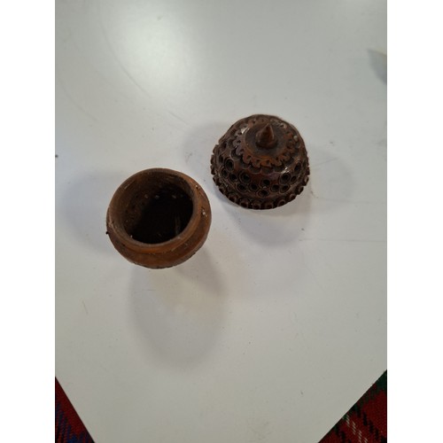 98 - Vintage hand carved egg shaped rosary beads and case, plus antique hand carved Coquilla Nut thimble ... 