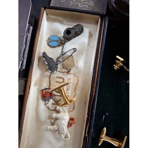 276 - Tray of mixed items