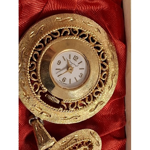 276 - Tray of mixed items