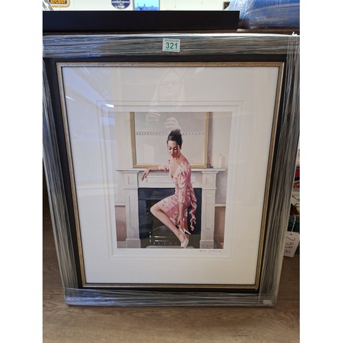 321 - 'Model in Westwood'  Limited Edition print signed by Jack Vettriano, Framed by Jack Vettriano Publis... 