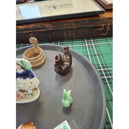 336 - Tray lot of ornaments