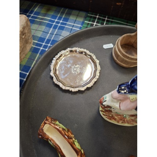 336 - Tray lot of ornaments