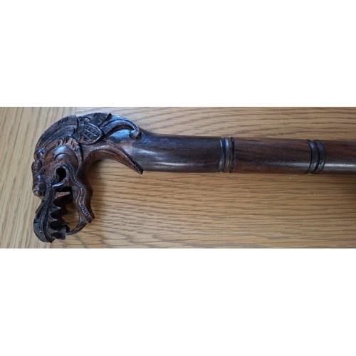 28 - Vintage carved dragon head walking stock with great detail