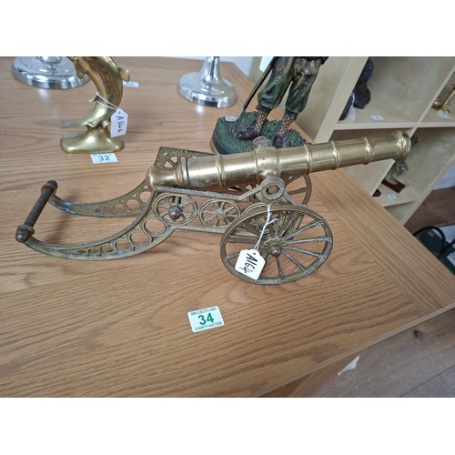 Lot 34        