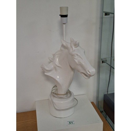 Lot 51        