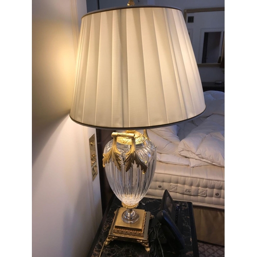 1950 - A Pair Of Laudarte Crystal Table Lamps Inserts And Decorations In 24ct Gold With Shade 95cm Tall (Ro... 