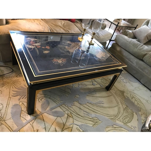 2096 - Black Lacquer Hand Decorated Chinoiserie Coffee Table With Inset Bevelled Glass Top And Gilt Line De... 