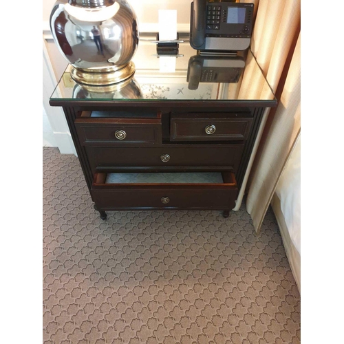 816 - A Pair Four Drawer Mirrored Top Commode Chests Raised By Four Block Feet With A Square Carved Motif ... 