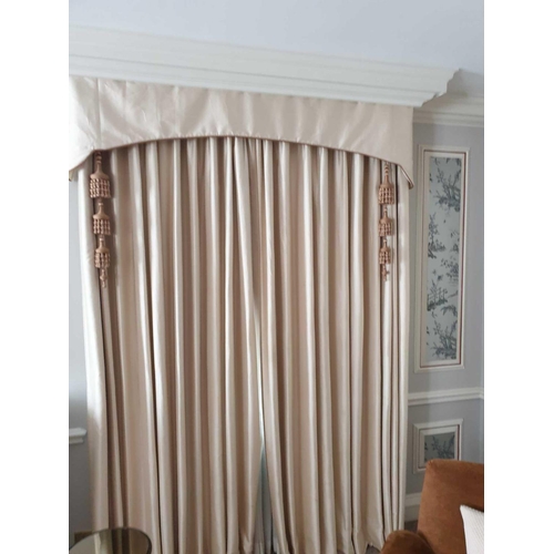 832 - A Pair Of Silk Fully Lined Drapes With Pelmet Solid Cream-Gold Colour With Copper Piping On Pelmet E... 