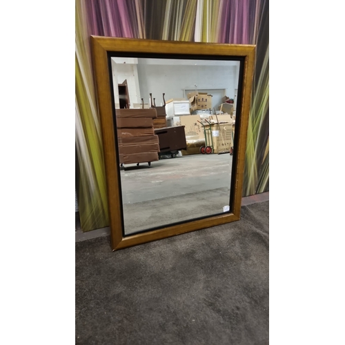 202 - Accent Mirror gold painted wood 80 x 100cm (685) ( This item is located in Bath)