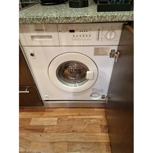 1040 - De Dietrich LZ9619 60cm Integrated washer dryer Capacity: 4.5kg Drying capacity: 2.5kg Spin speed: 5... 