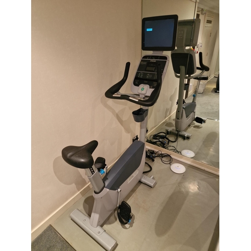 precor ubk 615 upright bike