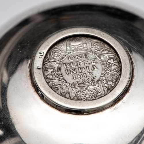 24 - George V One Rupee Silver Bowl 

  Metal: Silver 917 
 

  Weight: 57.83 grams 
 

  Size/Measuremen... 