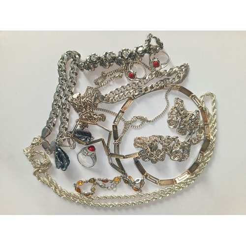 45 - Mixed lot of Silver Jewellery

  Metal: silver 925 
 

  Weight: 168.60 grams 
 

  Condition: From ... 
