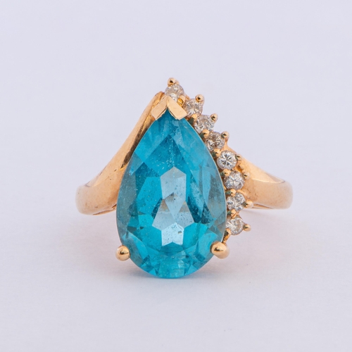 168 - 5.10 Cts Natural Sky Blue Topaz and Diamonds Gold Ring, 9K Gold, Size H to I 

  Metal: Yellow Gold ... 