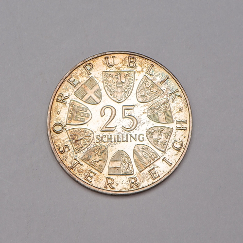 197 - 1965 - 25 Schilling Technische Hochschule Wien, Silver 800, Encapsulated, Very Good Condition 

  Me... 