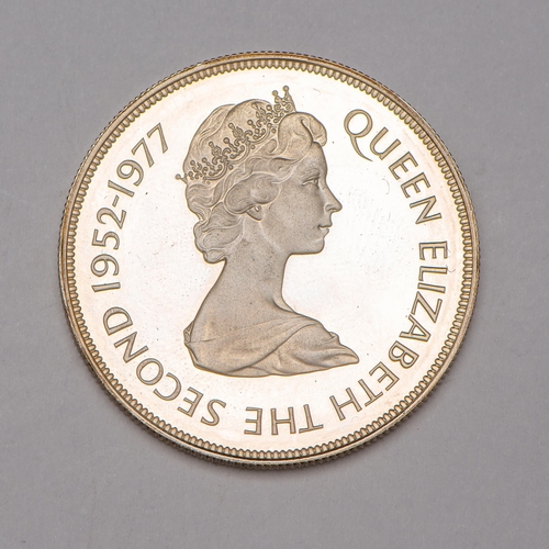 225 - Guernsey 25 Pence 1977 Elizabeth II Silver Jubilee Crown Coin, Silver, Encapsulated 

  Metal: Silve... 