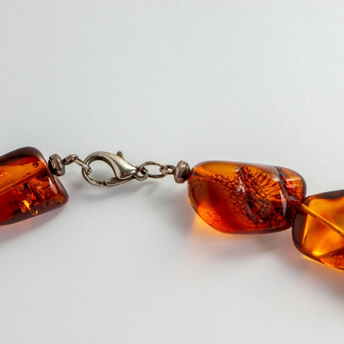 60 - Magnificent Transparent Natural Amber Necklace with Openwork Elements. Crystal clear Orange Amber wi... 