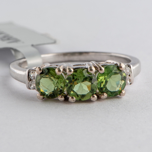 183 - 1.80 Ct Natural Green Apatite and White Zircon Silver Ring, Silver 925, Limited Edition 1 of 136 Pie... 