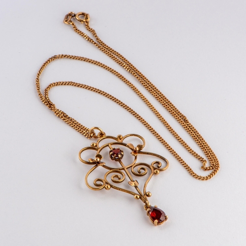 5 - 0.95 Ct Natural Garnet Lavaliere Necklace Yellow Gold 375/9K

  Metal: Yellow Gold 375/9K 
 

  Weig... 