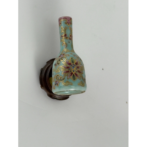 20034 - A Chinese snuff bottle, Qing Daynasty Pr.  Size:(H5.2cm) Condition:(Good Condition, No Hairlines, No... 