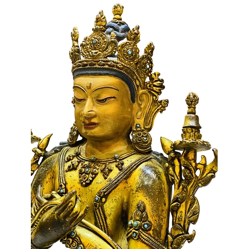 20038 - A Chinese bronze made gilt Buddaha, 16/17th Century Pr. Size:(Height33cm) Condition:(Good Condition,... 