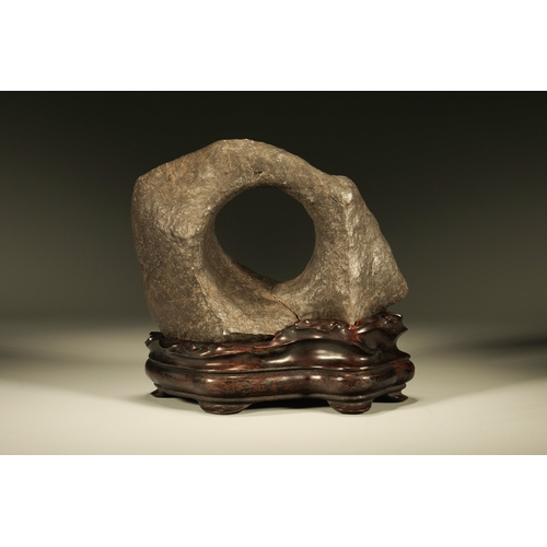 20054 - A Chinese stone ornament, 17th Pr. Size:(Height16cm, Width12cm, Length16cm) Condition:(Good Conditio... 