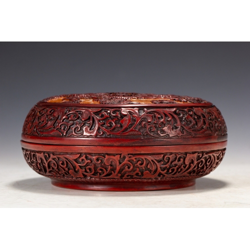 20092 - A Chinese laquce box, 18th Pr. Size:(Height8.5cm, Width19cm, Length19cm, Weight610g) Condition:(Good... 