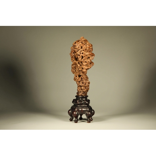 20104 - A Chinese stone ornament, 17th Pr. Size:(Height33cm, Width10cm, Length10cm) Condition:(Good Conditio... 