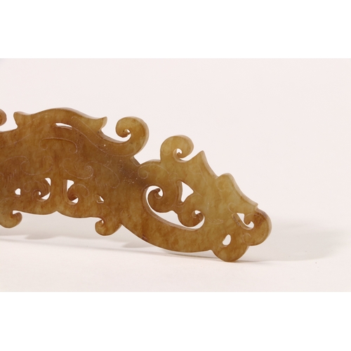 20107 - A Chinese jade ornament, 18th/19th Pr Size:(Length10.8cm, Width3cm, ) Condition:(Good Condition, no ... 