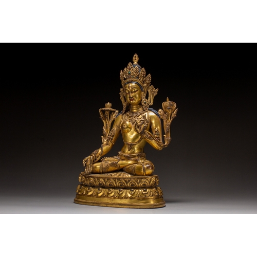 20115 - A Chinese gilt bronze buddaha, 17th Pr. Size:(Height26.5cm, Width11cm, Length17.5cm, Weight2760g) Co... 