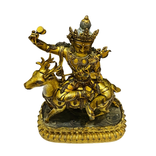 20116 - A Chinese bronze made gilt Buddaha, 16/17th Century Pr. Size:(Height44cm) Condition:(Good Condition,... 