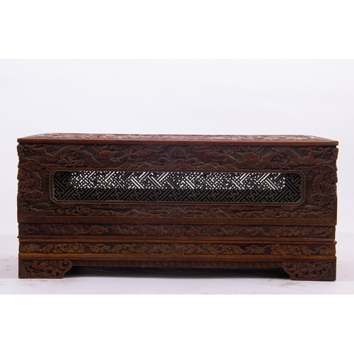 20127 - A Chinese huanghuali box, 18th Pr. Size:(Height21cm, Width24cm, Length48cm, Weight5250g) Condition:(... 