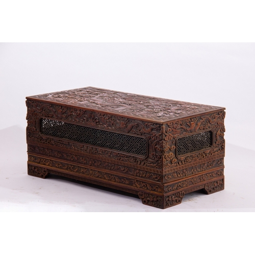 20127 - A Chinese huanghuali box, 18th Pr. Size:(Height21cm, Width24cm, Length48cm, Weight5250g) Condition:(... 