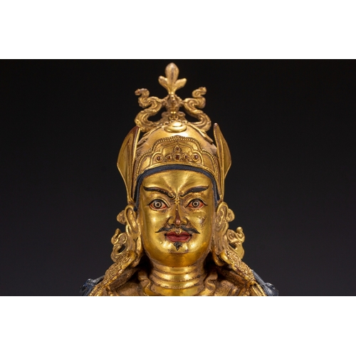 20128 - A Chinese gilt bronze buddaha, 17th Pr. Size:(Height24cm, Width13.5cm, Length16.5cm, Weight2800g) Co... 