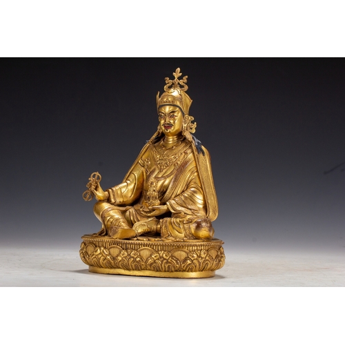 20128 - A Chinese gilt bronze buddaha, 17th Pr. Size:(Height24cm, Width13.5cm, Length16.5cm, Weight2800g) Co... 