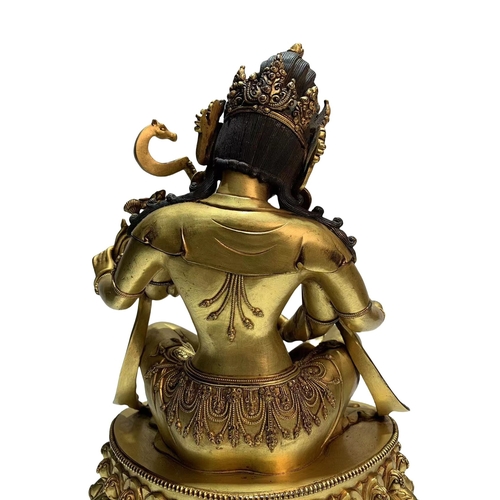 20134 - A Chinese bronze made gilt Buddaha, 16/17th Century Pr. Size:(Height29cm, Width20cm, Depth14.5cm) Co... 