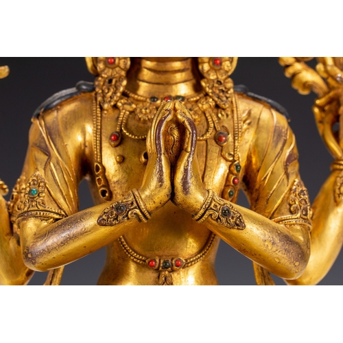 20135 - A Chinese gilt bronze buddaha, 17th Pr. Size:(Height28cm, Width11.5cm, Length17cm, Weight2800g) Cond... 