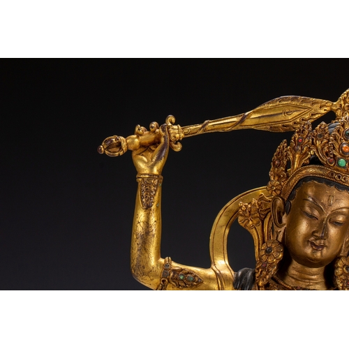 20136 - A Chinese gilt bronze buddaha, 17th Pr. Size:(Height27cm, Width11.5cm, Length18cm, Weight3000g) Cond... 