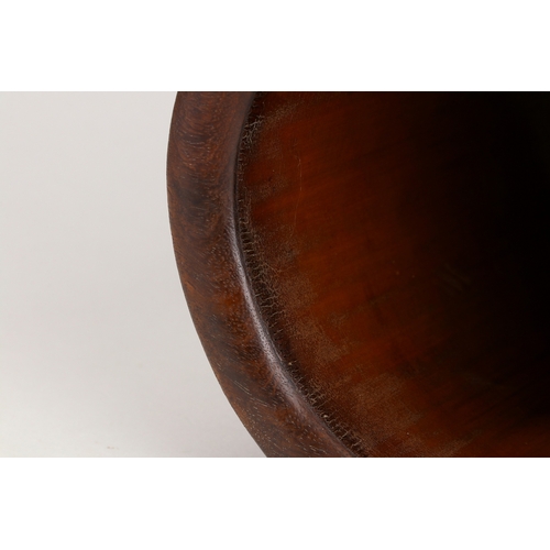 20138 - A Chinese bamboo brush pot, 18th/19th Pr Size:(Length12.4cm, Width12.2cm, Height16cm, Weight519g) Co... 